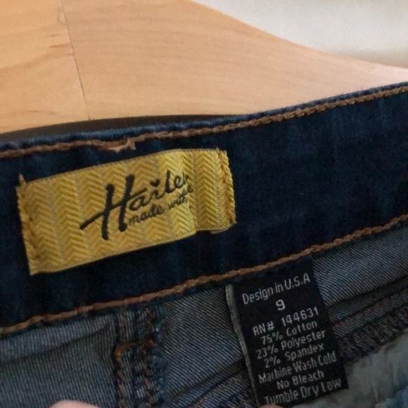 Jeans - Picture 2 of 3